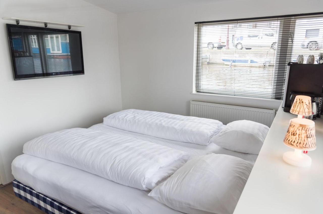 مبيت وإفطار أمستردام Houseboat Next To Amstel المظهر الخارجي الصورة