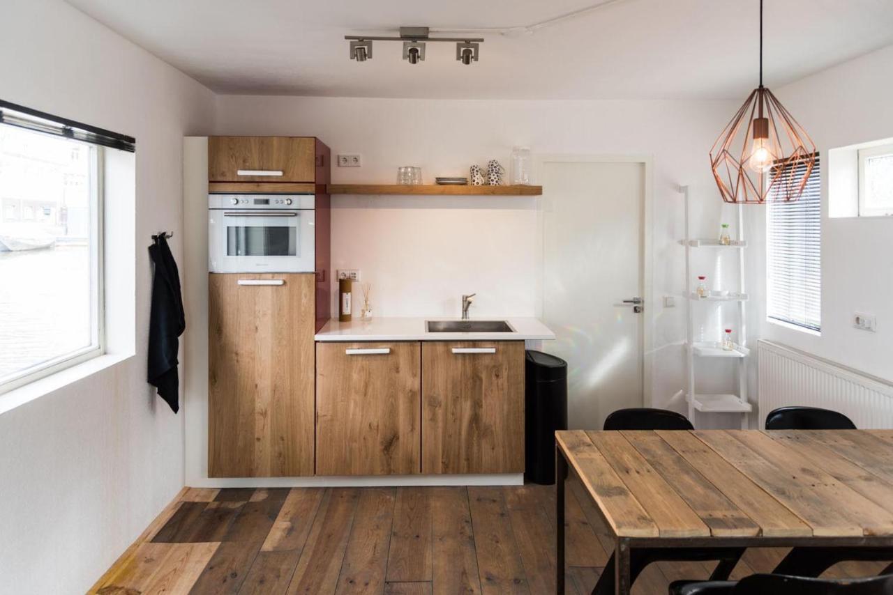 مبيت وإفطار أمستردام Houseboat Next To Amstel المظهر الخارجي الصورة